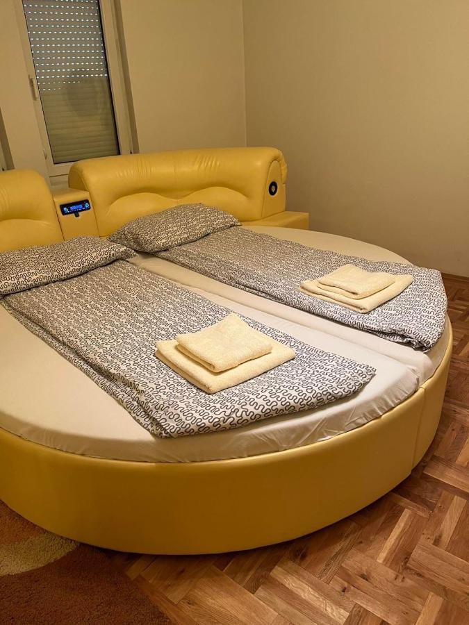 Apartment Alpi Peja Kültér fotó