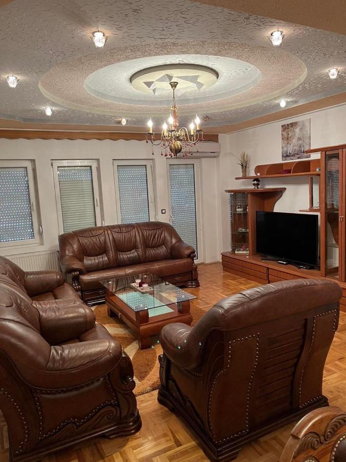 Apartment Alpi Peja Kültér fotó