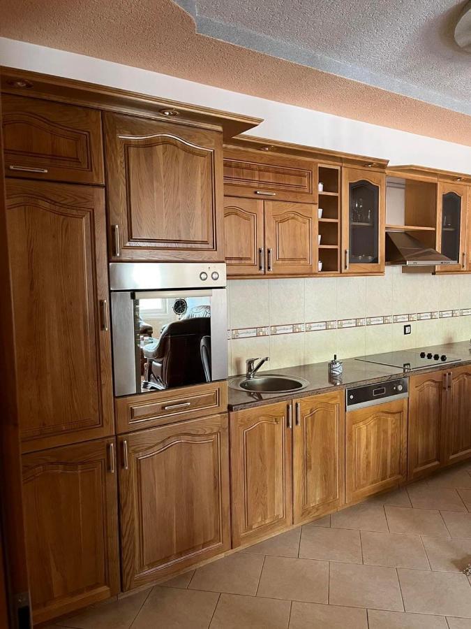 Apartment Alpi Peja Kültér fotó