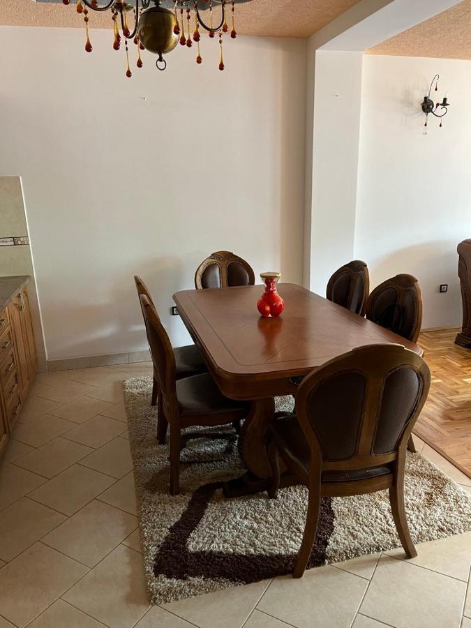 Apartment Alpi Peja Kültér fotó